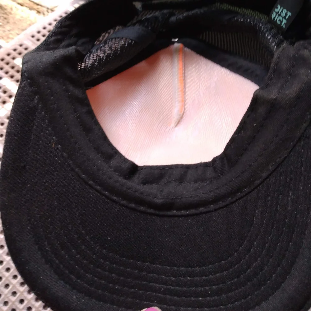Hat - Picture 8 of 8